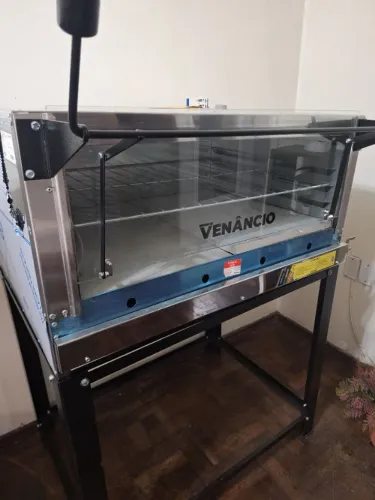 FORNO INDUSTRIAL VENÂNCIO FIRI90 ROMA GÁS 90 ? NOVO, NUNCA UTILIZADO