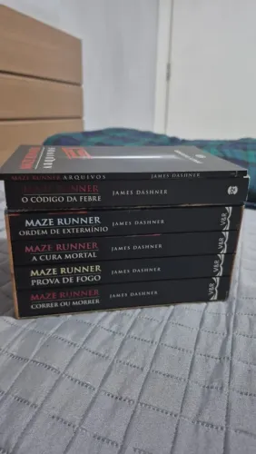 Box livros maze runner