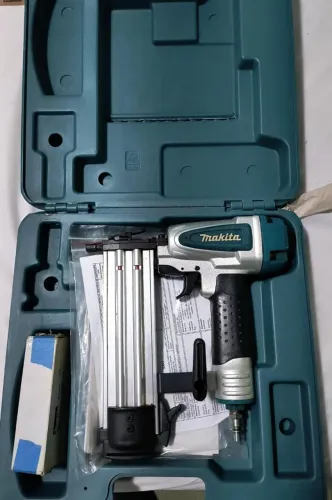 Pinador Pneumático Makita