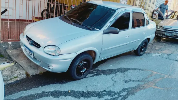 Chevrolet Corsa Sedan 1.0 MPFI 8V 71cv 4P 2004