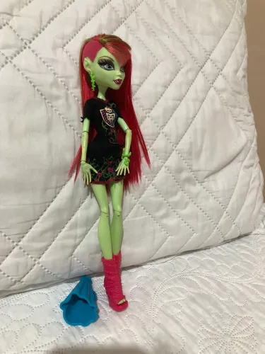 Venus McFlytrap Monster High Coleção Ghoul Spirit