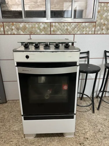 Fogão 4 bocas Brastemp clean