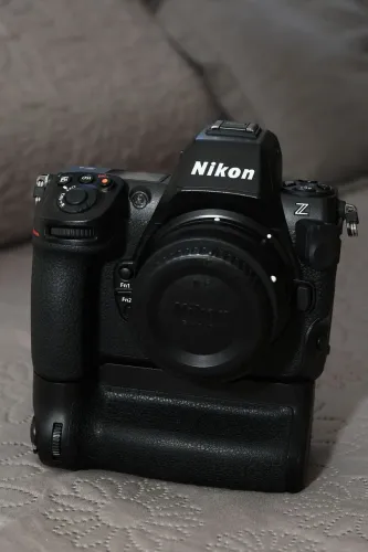 Nikon Z8 , Nikon D7500 e Lentes