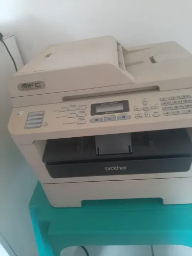 Impressora a laser Brother MFC-7360N
