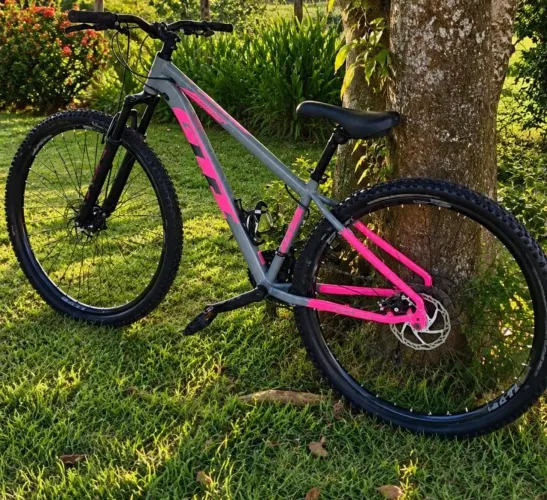 Bicicleta aro 29 Quadro 15 Usada Apenas 3x .
