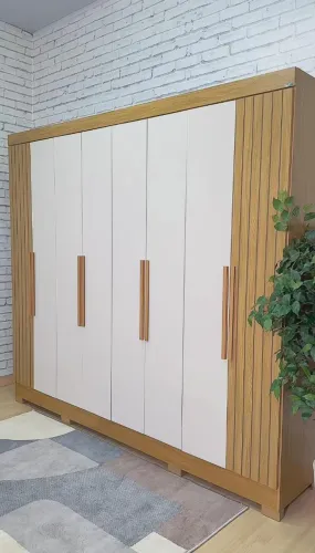 Guarda roupa casal 8 portas Grandes Novos