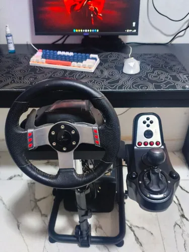Vendo Volante g27 com Suporte Cockpit 