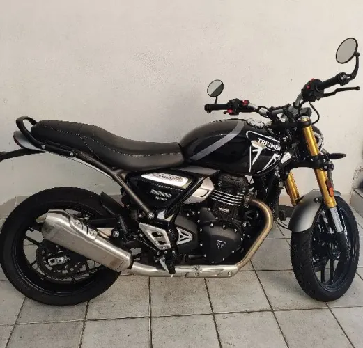 Triumph speed 400 25/25 (KM 2.500)