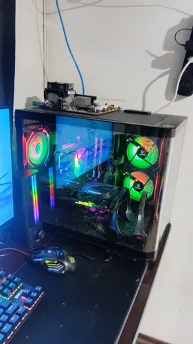 COMPUTADOR GAMER IMPECÁVEL - APENAS 4 MESES DE USO