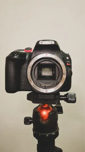 CÂMERA EOS SL2 PROFISSIONAL