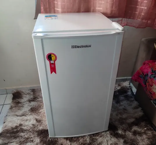 Frigobar Eletrolux 120 litros