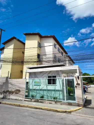 Imóvel para aluguel possui 42 metros quadrados com 2 quartos em Carlito Pamplona - Fortale