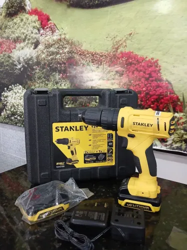 Parafusadeira Stanley SCH121Sk BIVOLT
