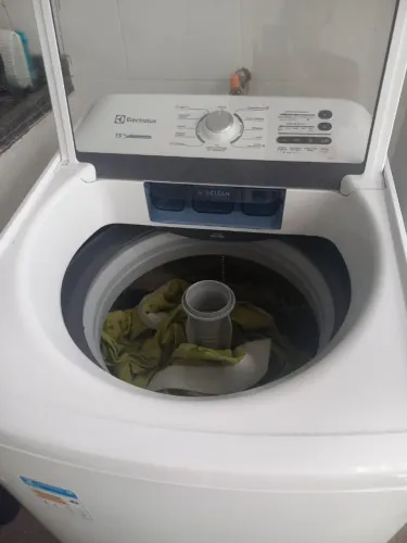 Vendo máquina de lavar 16k nova. Eletrolux