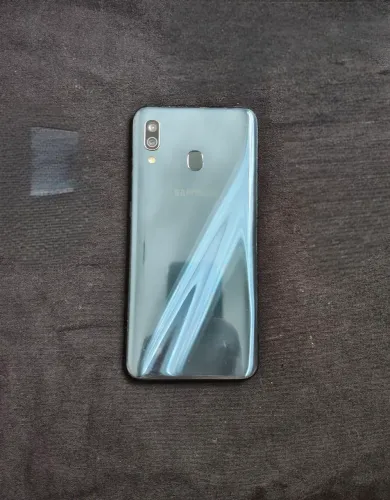 Samsung A30
