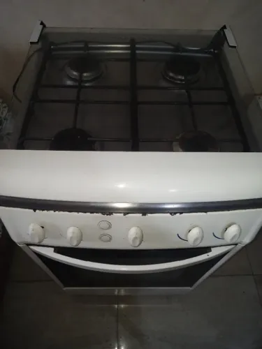 Fogão 4 bocas Continental