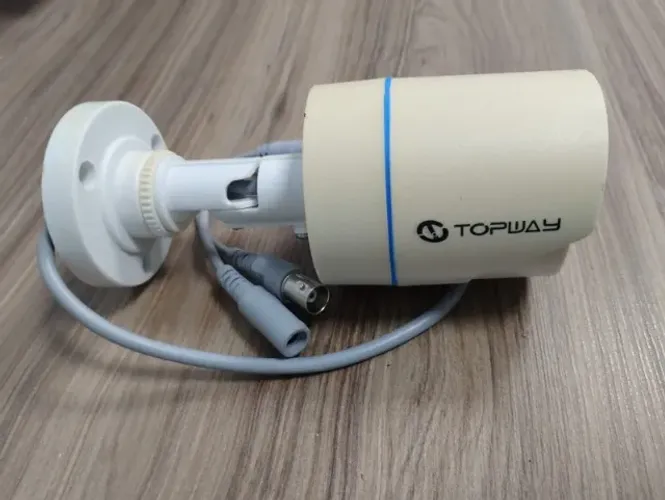 Câmera analógica TOPWAY