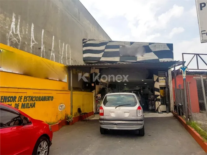 Casa comercial à venda com 233 m² em Imirim, São Paulo