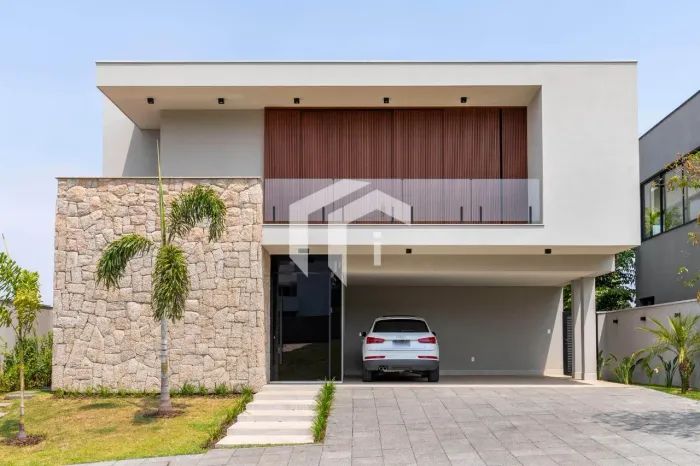 CASA À VENDA OU LOCAÇÃO EM CONDOMÍNIO FECHADO AO LADO DO GALLERIA SHOPPING NO ALPHA DOM PE