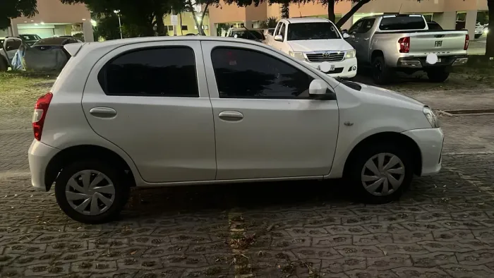 Toyota Etios X 1.3 Flex 16V 5P Mec. 2018
