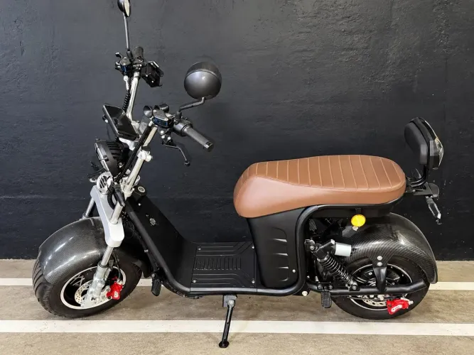 Scooter Elétrica X13 2025 | Desbloqueada | Apenas 580 km