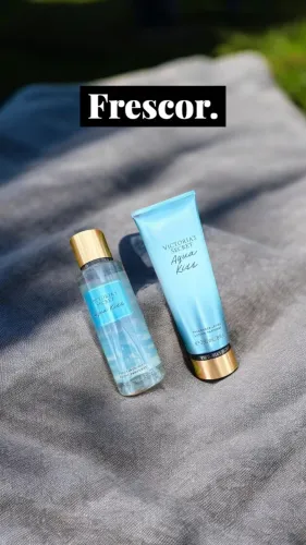 Victoria Secrets AQUA KISS kit Body Splash
