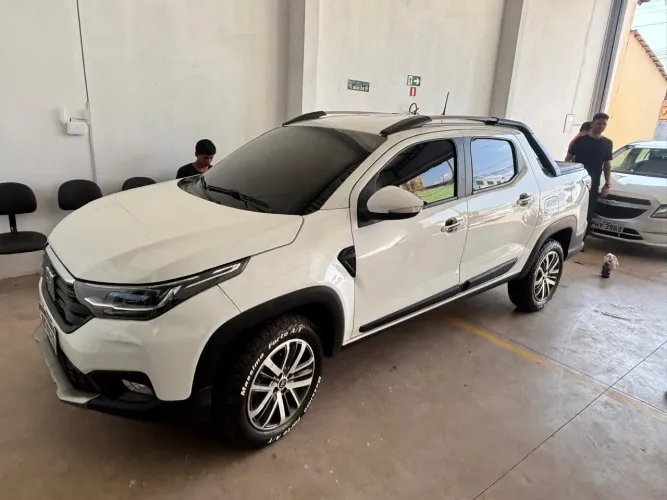 Fiat Strada Volcano 1.3 Flex 8V CD 2022
