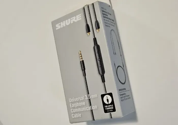 Shure RMCE-UNI - Cabo de comunicação universal para fones de ouvido removíveis