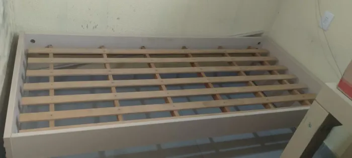 Cama solteiro