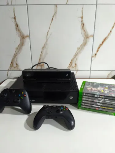 Xbox One Fat 500GB Completo + Kinect + 2 Controles + 6 Jogos