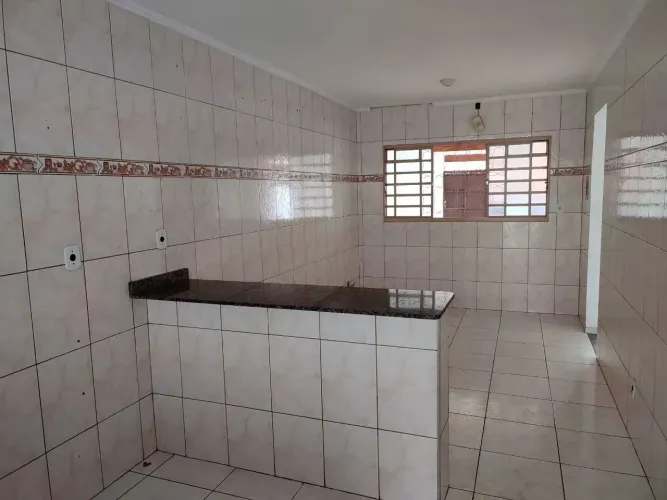 Casa com 3 dormitórios à venda, 120 m² por R$ 279.000 - Vila dos Comerciarios II - Taubaté