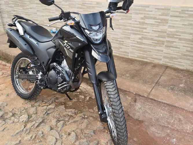 XTZ Lander 250 2022