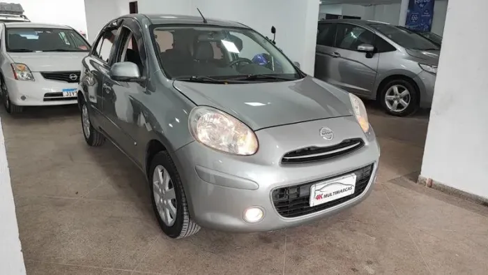 Nissan March SV 1.6 16V Flex Fuel 2014
