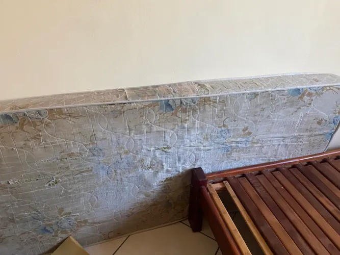 cama de solteiro (casal)