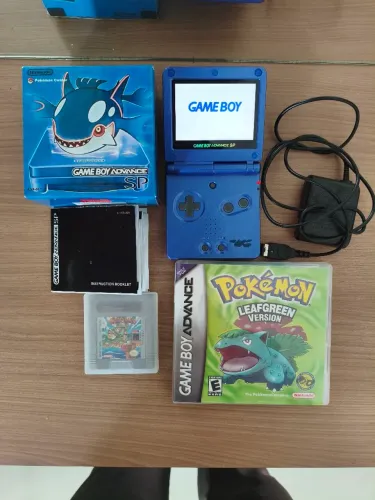 Gameboy advance sp com tela ips + 2 jogos