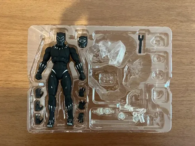S.H FIGUARTS BLACK PANTHER INFINITY WAR