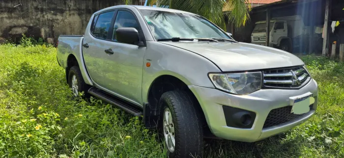 Mitsubishi L200 Triton GLS 3.2 CD TB Int.diesel MEC 2012