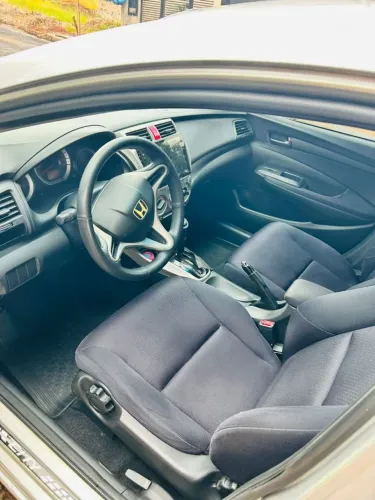 Honda City Sedan LX 1.5 Flex 16V 4P Aut. 2011