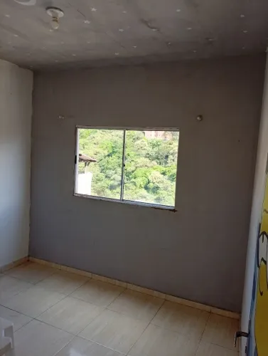 Vendo casa aglomerado da serra 