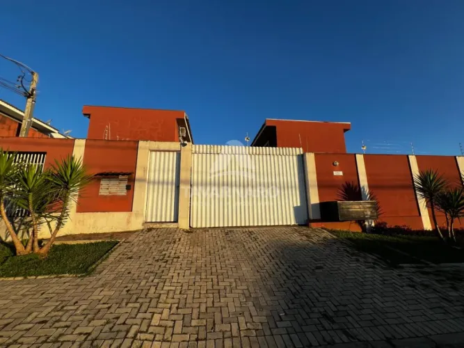 Sobrado Semimobiliado em Uvaranas!