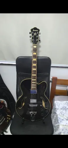 Guitarra Ibanez Artcore semi acústica 
