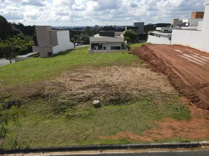 Terreno 300,00 M² SUN LAKE - RESIDENCIAL