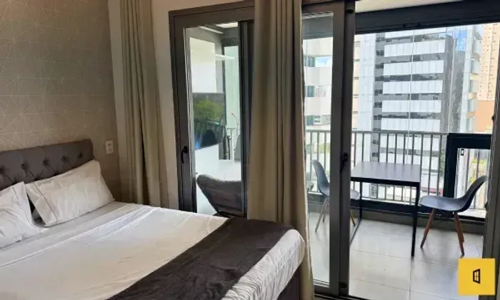 Studio Residencial 100%Mobiliado c/ 24m2 c/ Varanda - Vergueiro SP