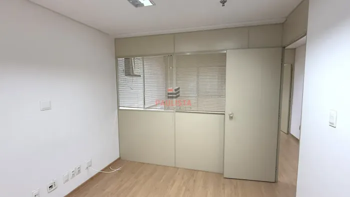 Conjunto comercial 42m² à venda ou locação em Mirandópolis, 2 vagas, segurança 24h e próxi