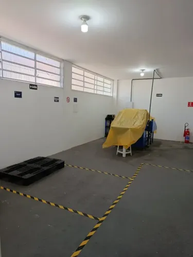 Imóvel para aluguel com 200 metrotomo os quadrados em Mosela - Petrópolis - RJ