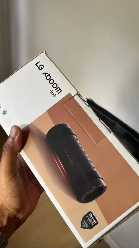 LG XBOOM Grab by will.i.am (Lacrado)