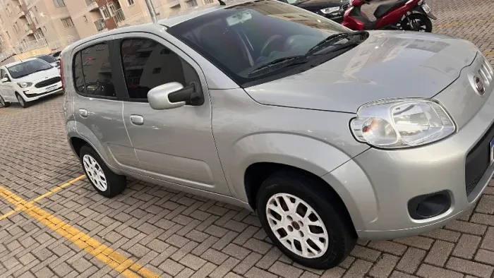 Fiat Uno Vivace Celeb. 1.0 EVO F.flex 8V 5P 2014