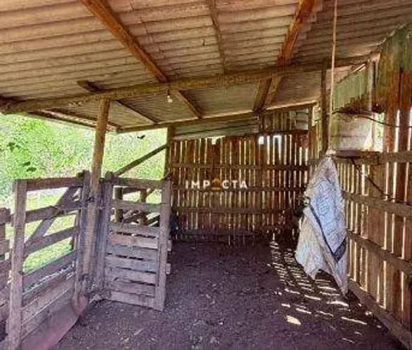 Chácara com 2 dormitórios à venda, 1600 m² por R$ 370.000 - Congonhal/MG