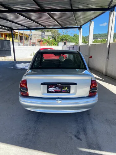 Chevrolet Corsa Sedan 1.0 MPFI 8V 71cv 4P 2004