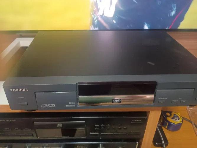 Toca cd Toshiba